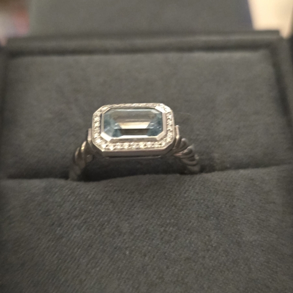 David Yurman Novella Ring - Blue Topaz & Diamond - Picture 6 of 12